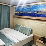 Hotel Oceans 7 3*