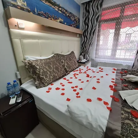Hotel Oceans 7 3*
