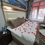 Hotel Oceans 7 3*